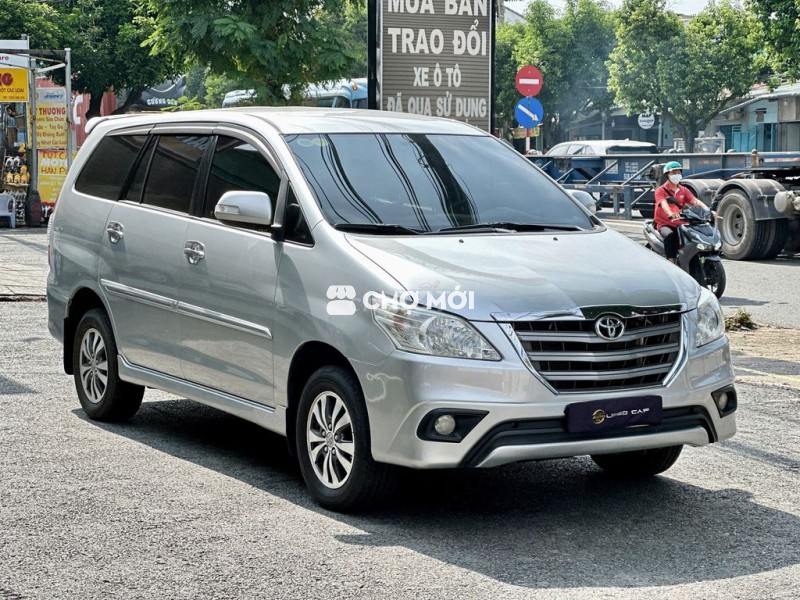 Toyota Innova 2015 G