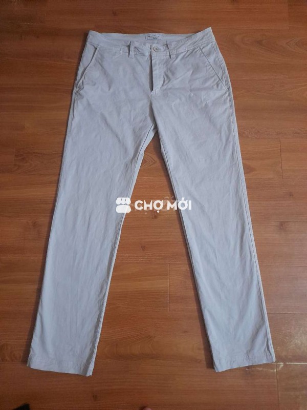 Khaki nam size 31