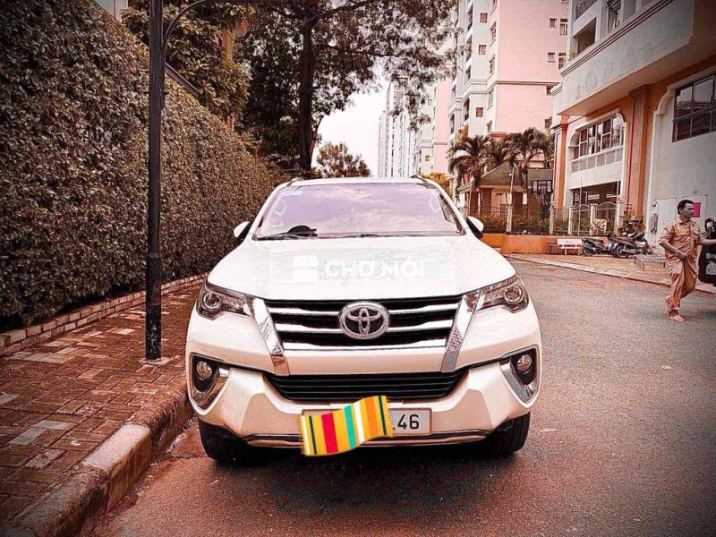 Toyota Fortuner 2019 2.8V 4x4 AT - 135000 km 2 cầu