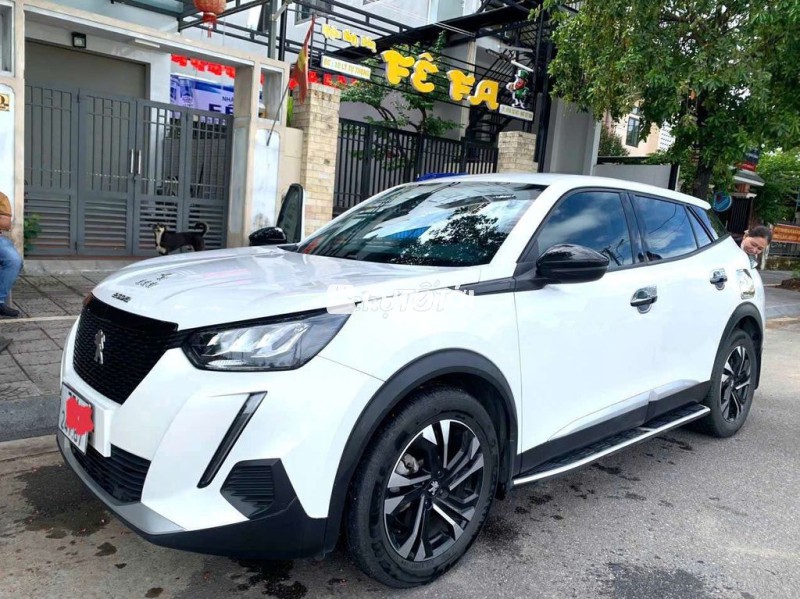 2021 GT Line 1.2 AT - 800000 km