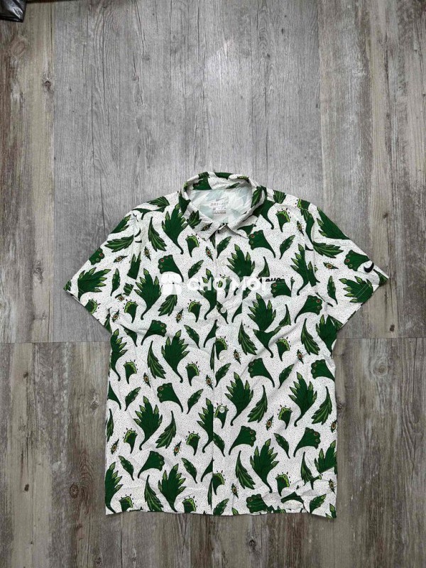 N i k e.   Dri- fit      Hoạ tiết.  size M