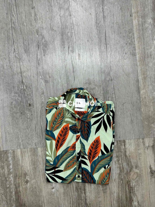 YD.  mới tinh.   size S