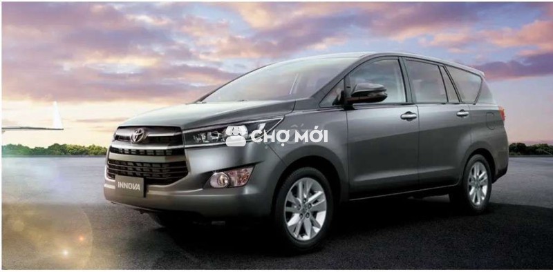 🚗 Bán Gấp Toyota Innova E 2018 – Số Sàn, Màu Xám,