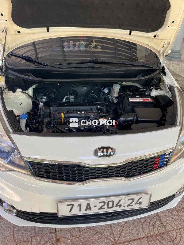 Kia Rio 2016 1.4 AT Sedan - 121000 km