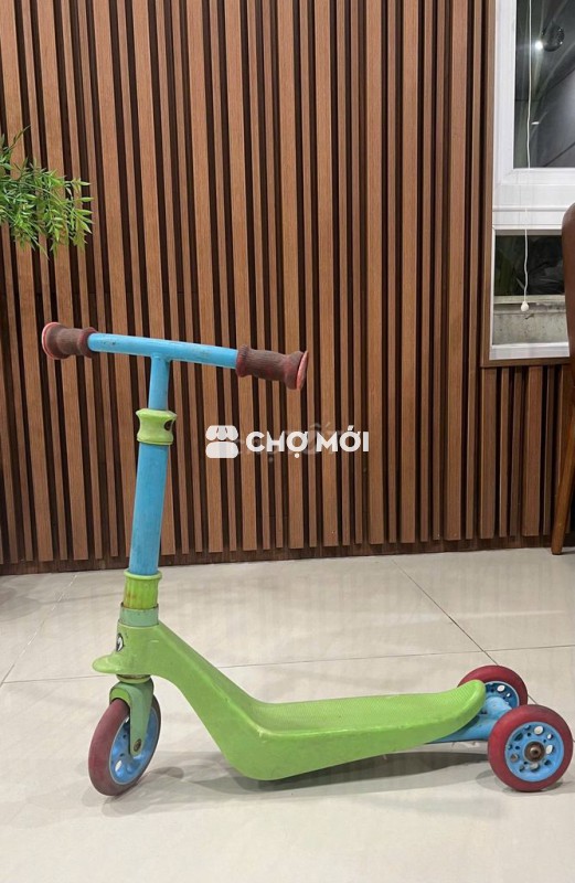 Xe trẻ em mua hàng tốt tại My Kingdom bán rẻ