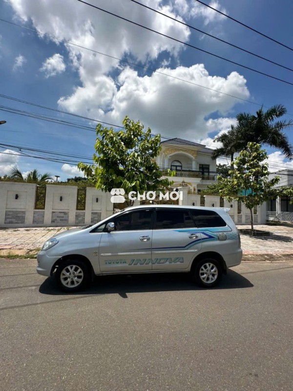 Toyota Innova 2006 G - 010142 km
