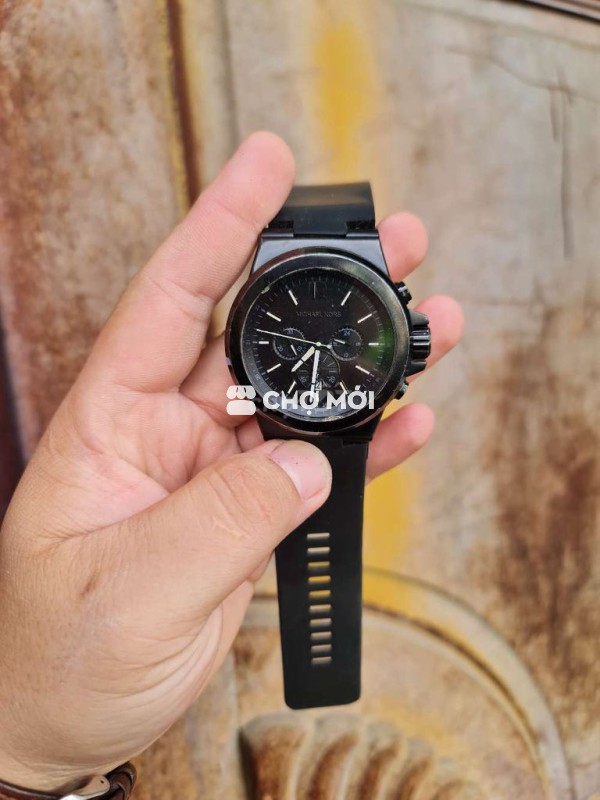 Michael kors 8512 để lâu hết pin, size 46mm cả núm