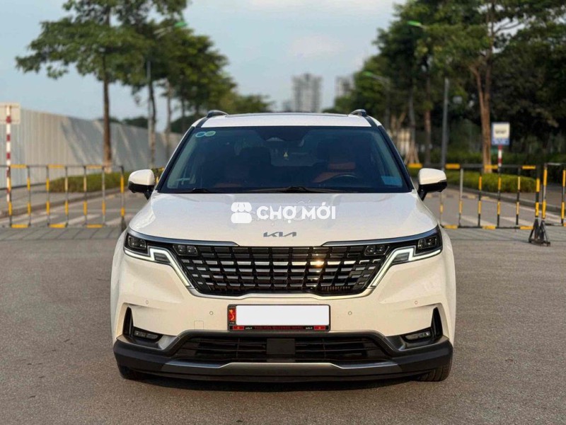 Kia Carnival 2021 2.2D Signature - 65000 km