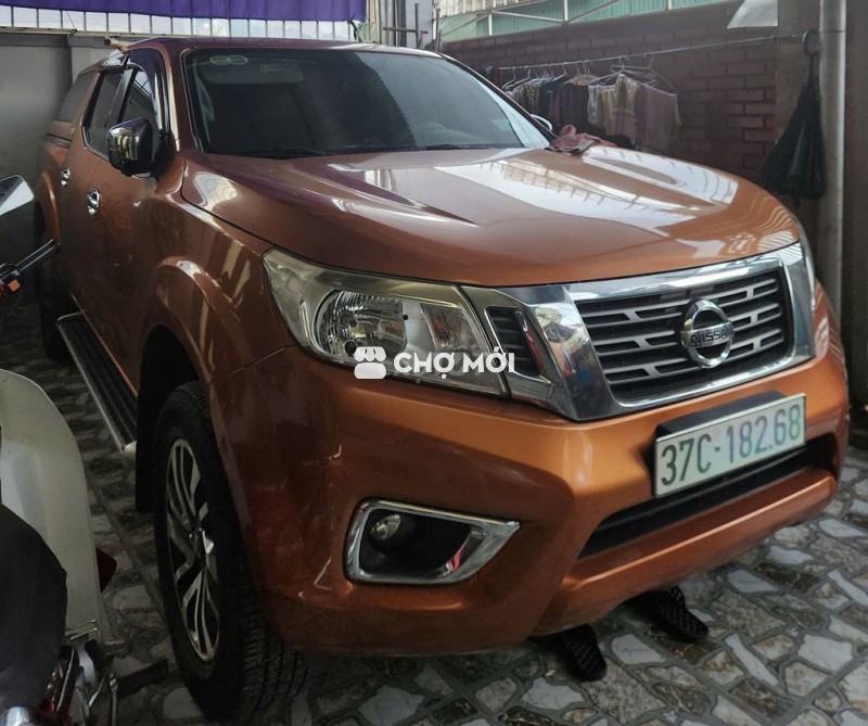Nissan Navara 2015 SL 2.5MT 4WD - 140000 km