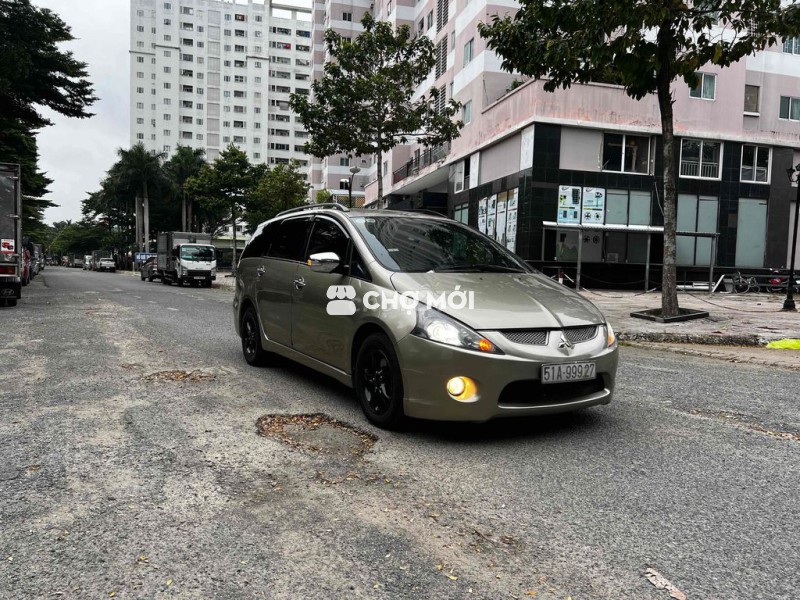 Mitsubishi Grandis 2006 2.4 AT - 150000 km