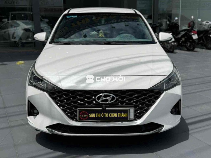 Hyundai Accent 2022 1.4 AT - 73000 km