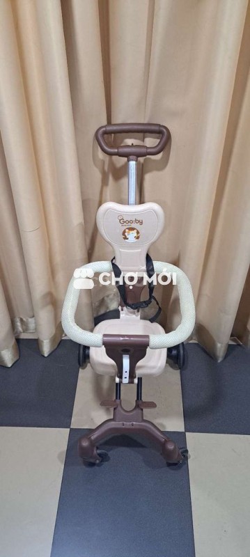 Xe đẩy gấp gọn