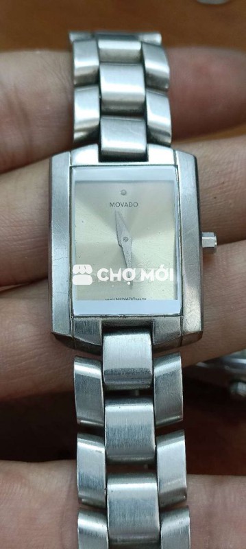Movado chuẩn Nhật