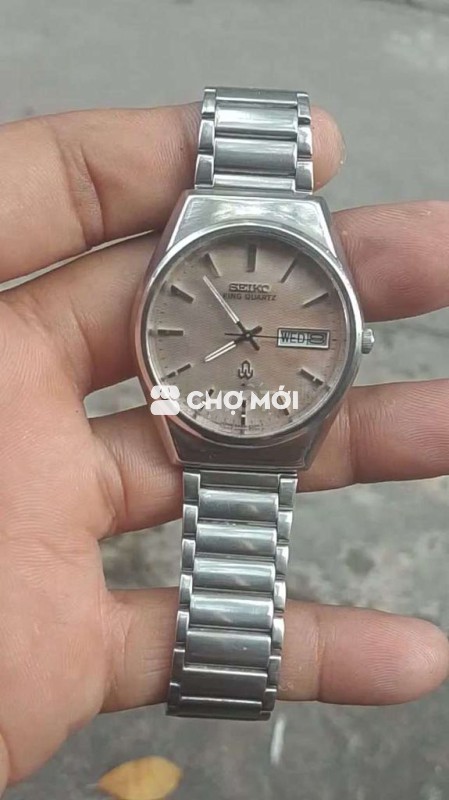 Đồng hồ Seiko King Quartz thép không gỉ
