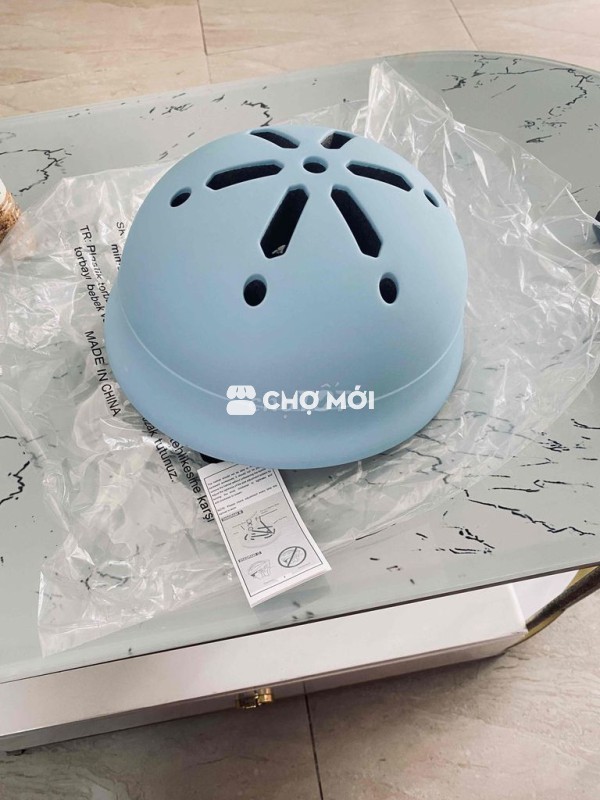pass nón bảo hiểm mới sịn bé 1-5t ạ