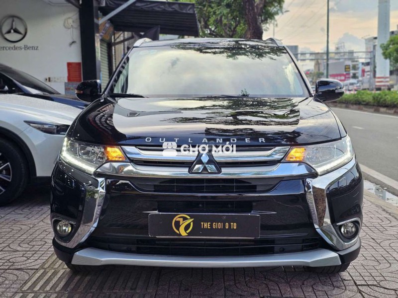 MITSUBISHI OULANDER 2.0 CVT PREMIUM SX 2018