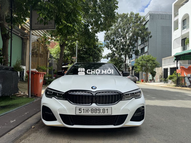 BMW 3 Series 2020 330i M Sport - 70000 km