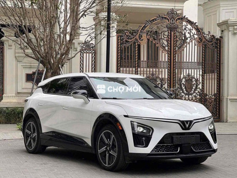 🔥VF7 xe mới 100%. Chỉ trả trước 76tr NHẬN XE NGAY