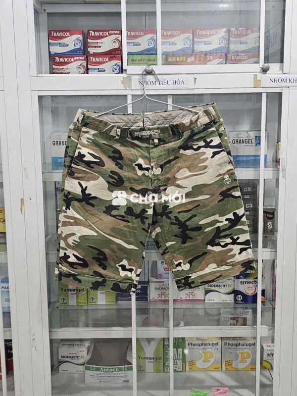 Quần shot Hydrogen màu rêu phối họa tiết camo
