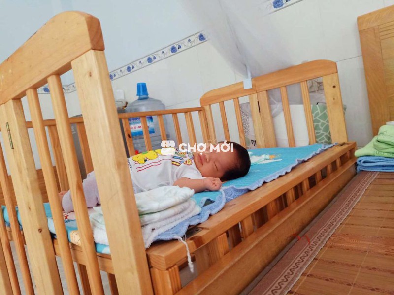 Bán lại cũi cho bé .