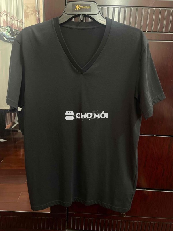 Áo thun cổ tim Uniqlo chính hãng size L 70-83kg