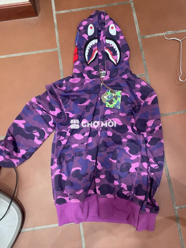 Pass bape sz L auth mua bên Anh 420 đô còn tag