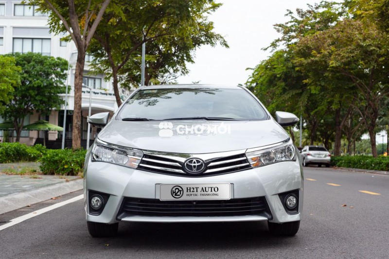 Toyota Corolla Altis 2015 1.8G AT - 90000 km