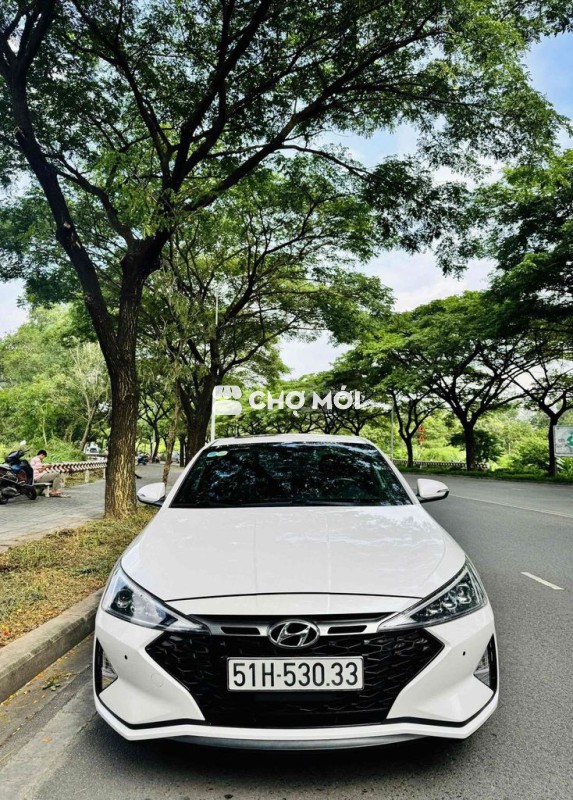 Hyundai Elantra 2019 1.6AT Turbo Sport- 89000 km