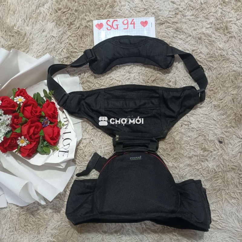 Địu có bệ ngồi cho bé