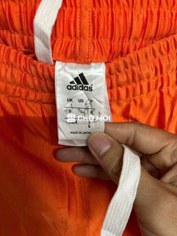 quần thể thao hiệu Adidas chính hãng