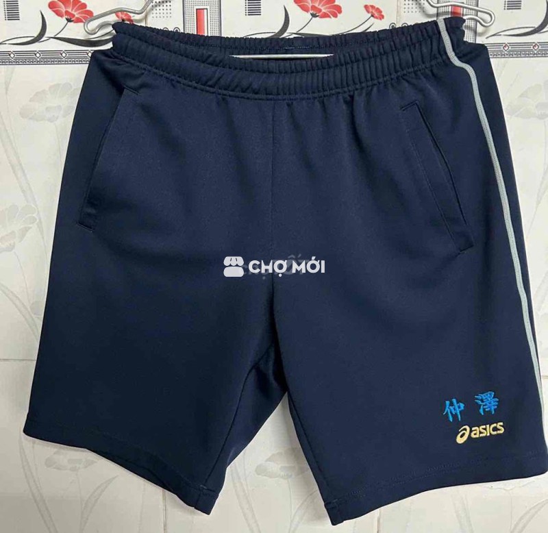 quần thể thao hiệu chính hãng