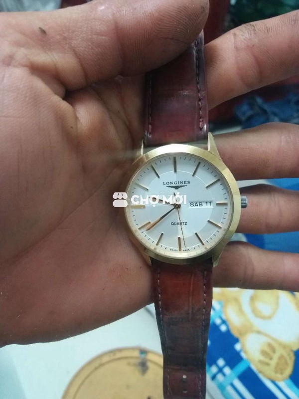 Cần bass lại 1 chiếc đồng hồ longines .no.0681