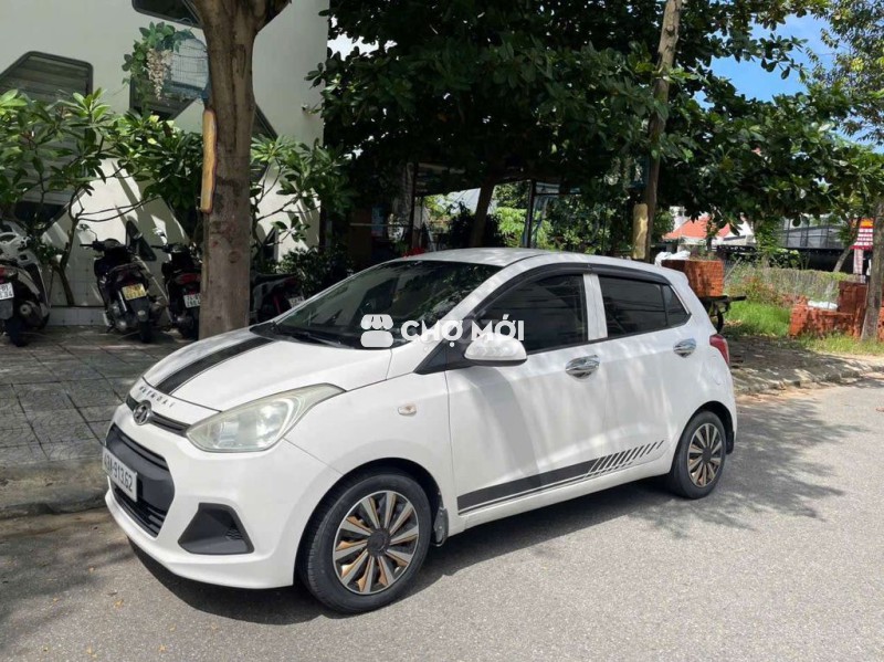 Bán Huyndai I10 đời 2015 xe đẹp đã lên full đồ