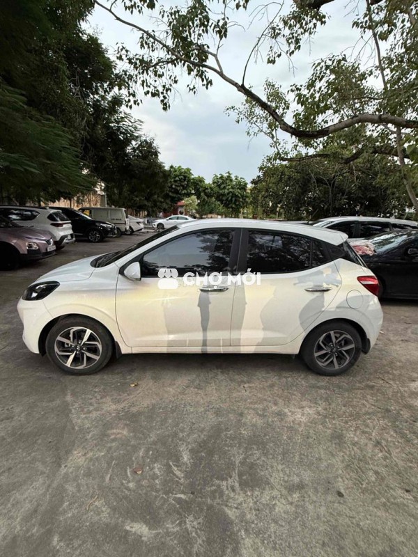 Hyundai Grand i10 2021 Hatchback 1.2 AT - 45000 km