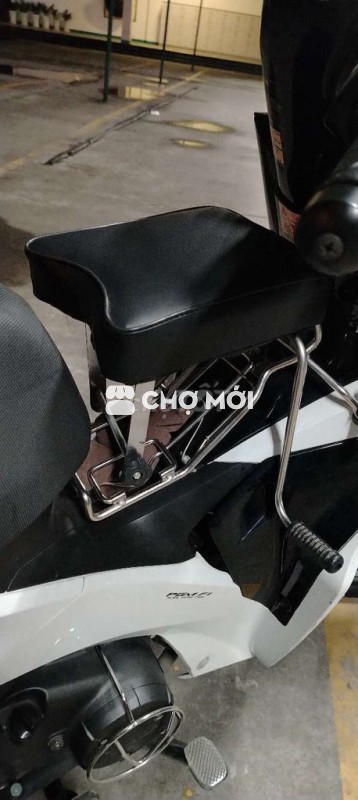 Niệm Ngồi Xe Máy Cho Bé