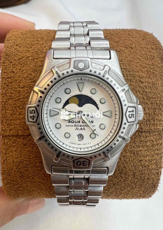 Đồng hồ seiko-Alba trăng sao