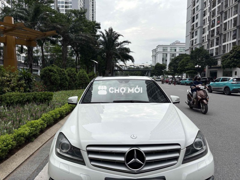Mercedes Benz C Class 2012 C300 AMG - 90000 km