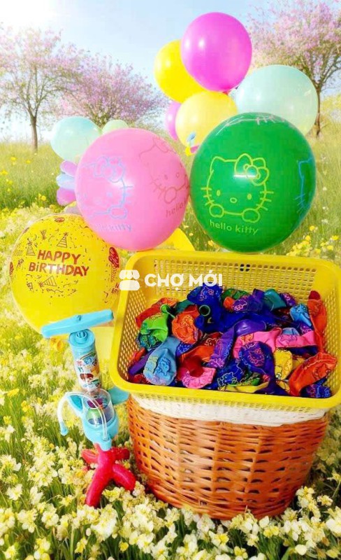 Đồ chơi bơm bóng cho bé và 100 bóng hello kitty