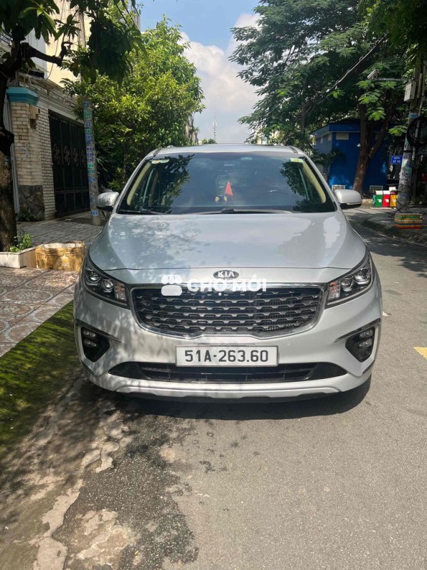 Kia Sedona 2019 Luxury D - 89000 km