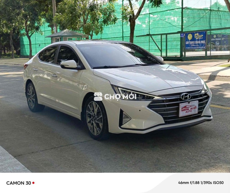 Hyundai Elantra 2021 2.0 AT - Siêu đẹp