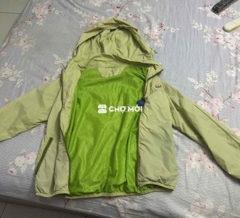 Áo gió nữ Uniqlo size M