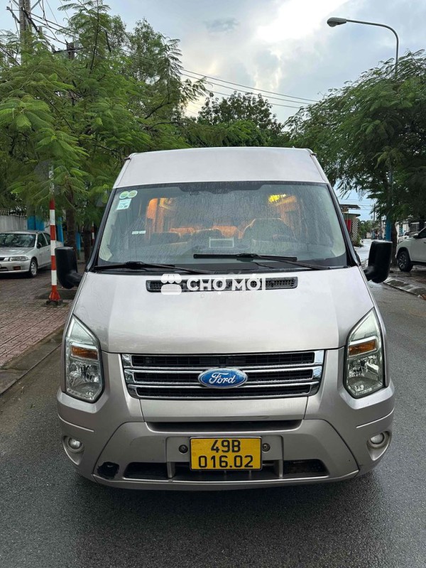 Ford Transit 2019 Limousine - cực đẹp cực rẻ