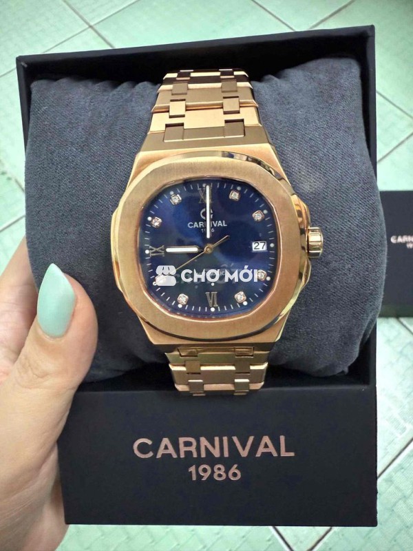 đồng hồ carnival