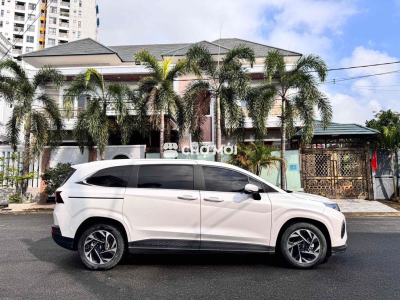 Hyundai Custin 2023 Đặc Biệt 1.5T - 40000 km