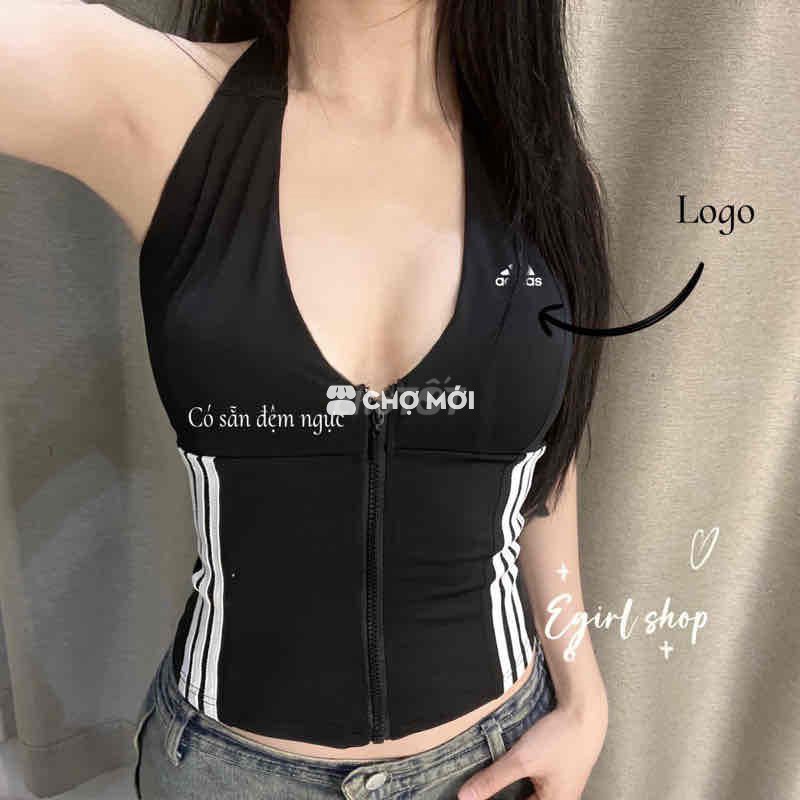 Áo cổ yếm khoét sâu có mút ngực gợi cảm,áo croptop