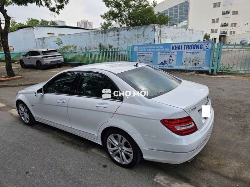 Mercedes Benz C Class 2011 C200 - 108000 km