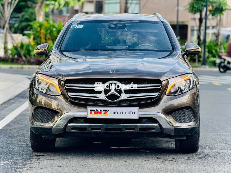 Mercedes Benz GLC 250 4MATIC 2018 - Màu Đen/Nâu