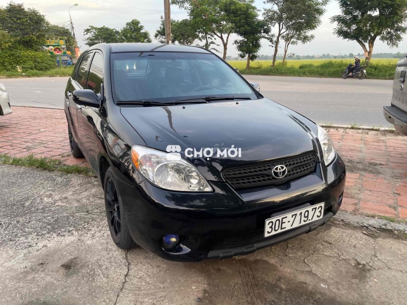 Toyota Matrix nhập canada xe đẹp chất zin cho ae