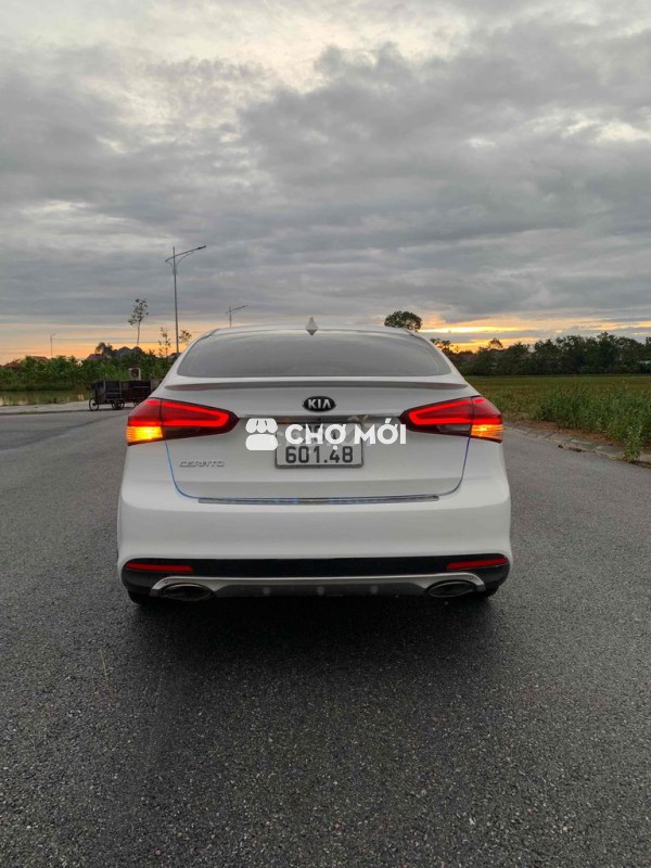 Kia Cerato 2018 1.6 MT