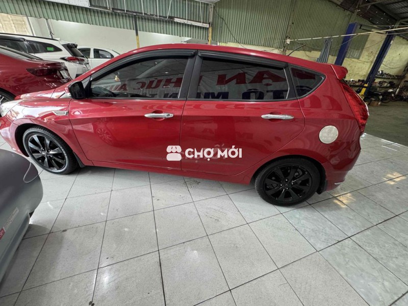 Hyundai Accent 2014 1.4 AT Hatchback - 910123 km